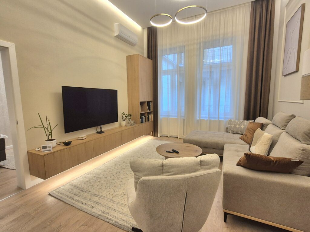 Berendezett nappali és nappali bútor