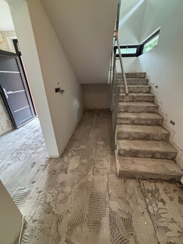 Lakásbontás során végzett bontás és épületbontás előkészítés