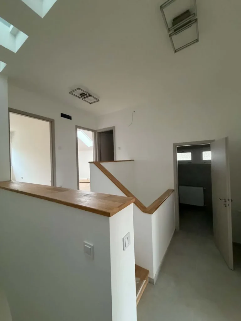 Buda, ikerház teljes körű felújítása